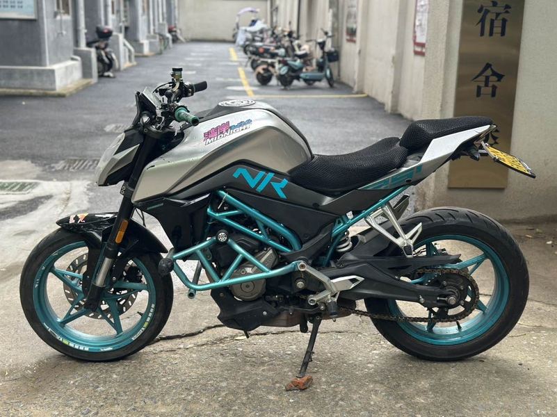 二手春风250NK