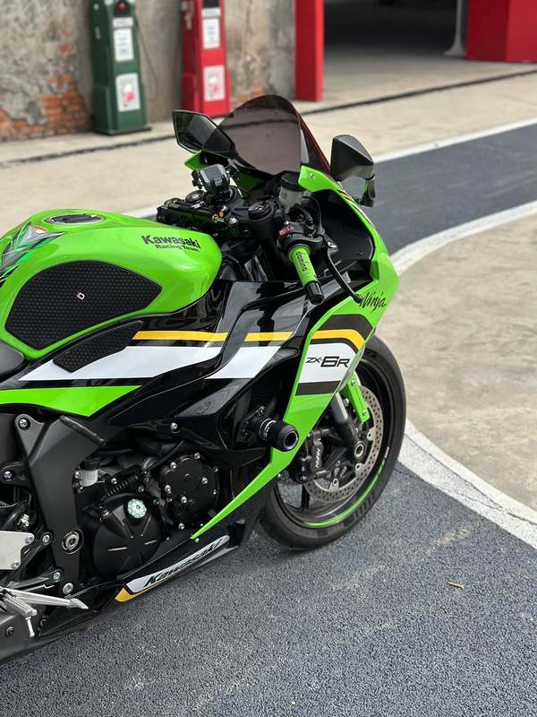 二手川崎Ninja ZX-6R 