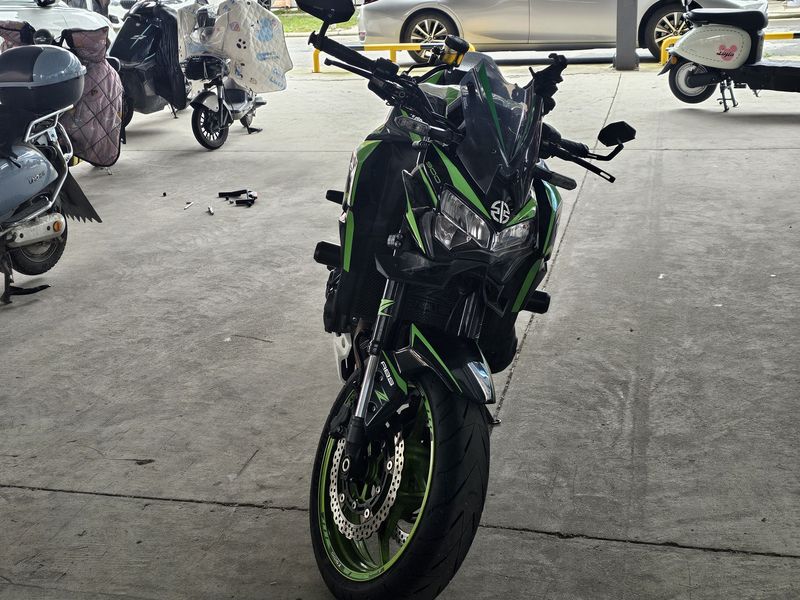 二手川崎Z900