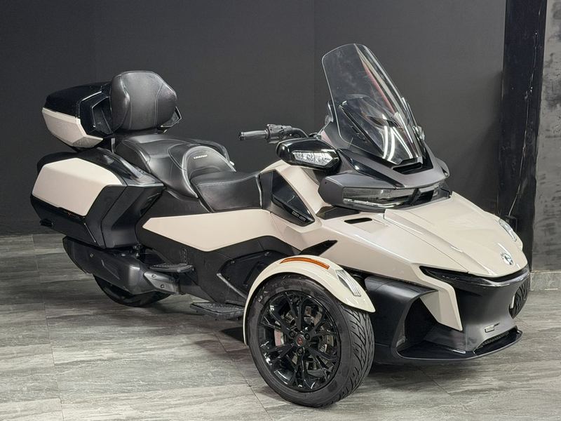 二手庞巴迪Spyder RT
