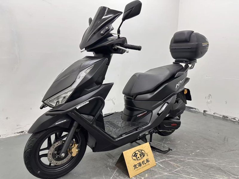 二手五羊本田NX125