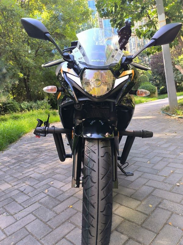 二手豪爵铃木GSX250R