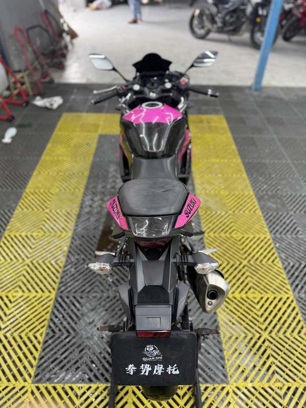 二手豪爵铃木GSX250R