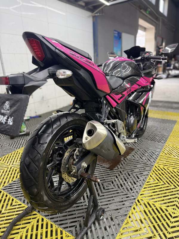 二手豪爵铃木GSX250R