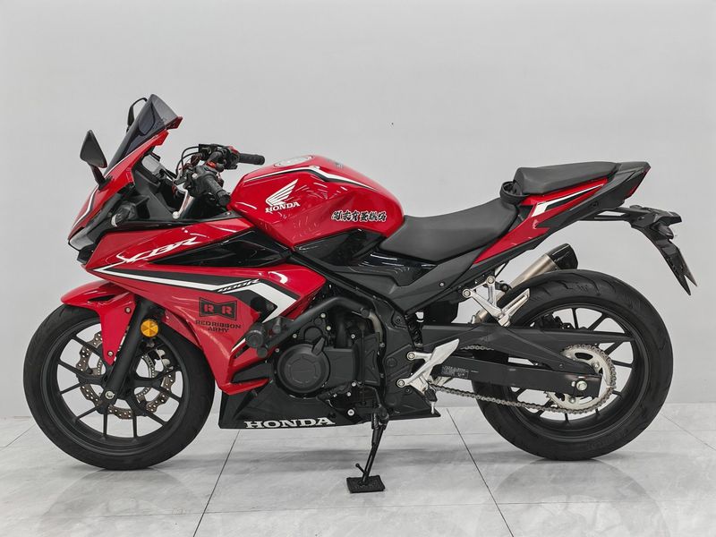 二手本田CBR400R