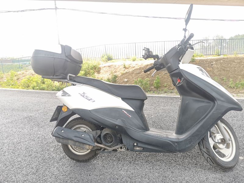 二手五羊本田SCR 喜鲨125