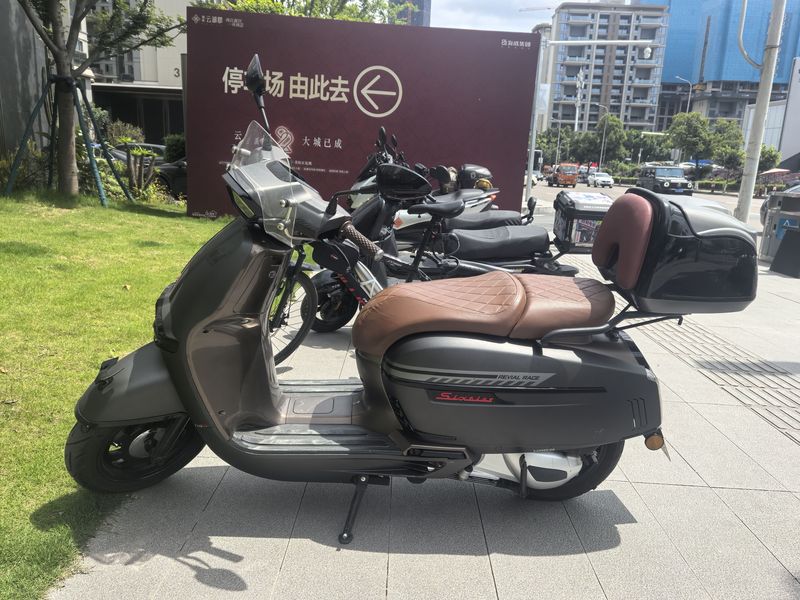 二手维多利亚Sixties 250Si