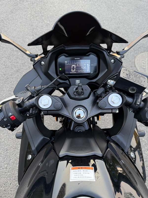 二手豪爵铃木GSX250R