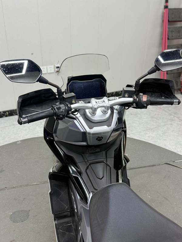 二手大阳V锐 ADV150