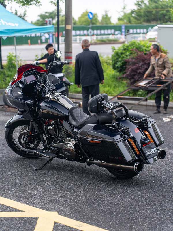 二手哈雷戴维森公路滑翔 Road Glide