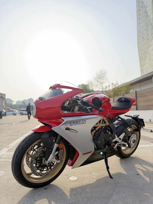 二手奥古斯塔Superveloce 800