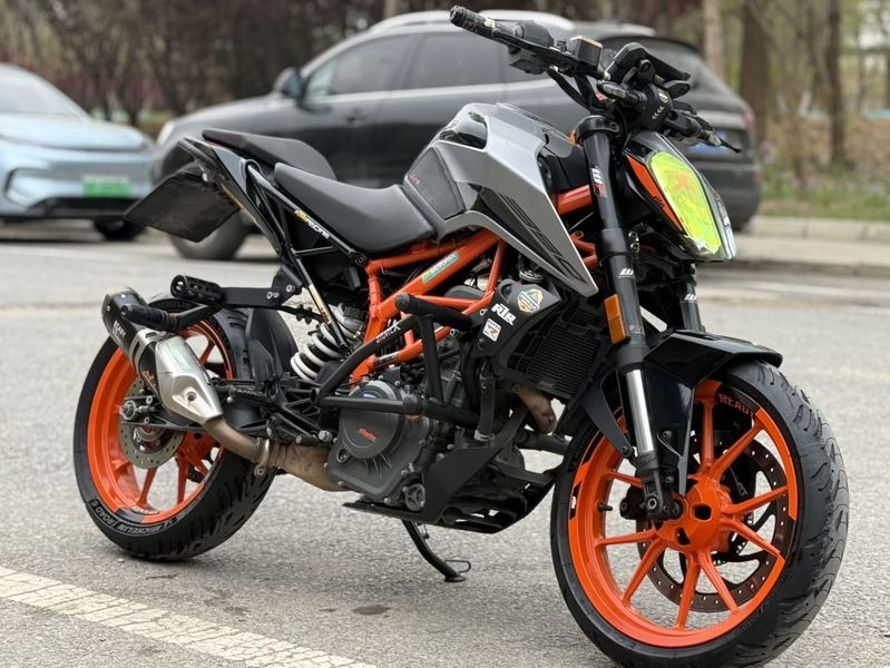 二手KTMR2R390 Duke