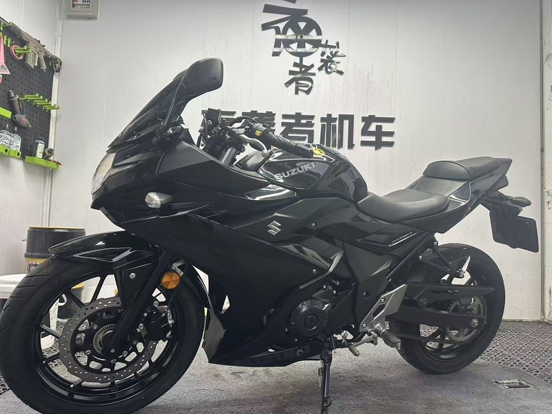 二手豪爵铃木GSX250R
