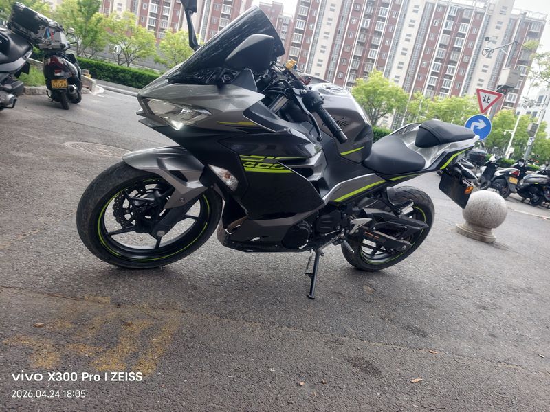 二手川崎Ninja 400
