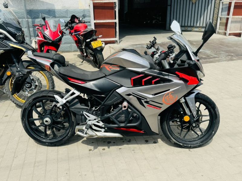 二手赛科龙RC250