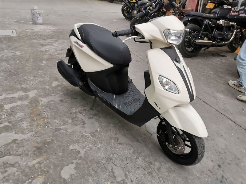 二手建设雅马哈巧格i