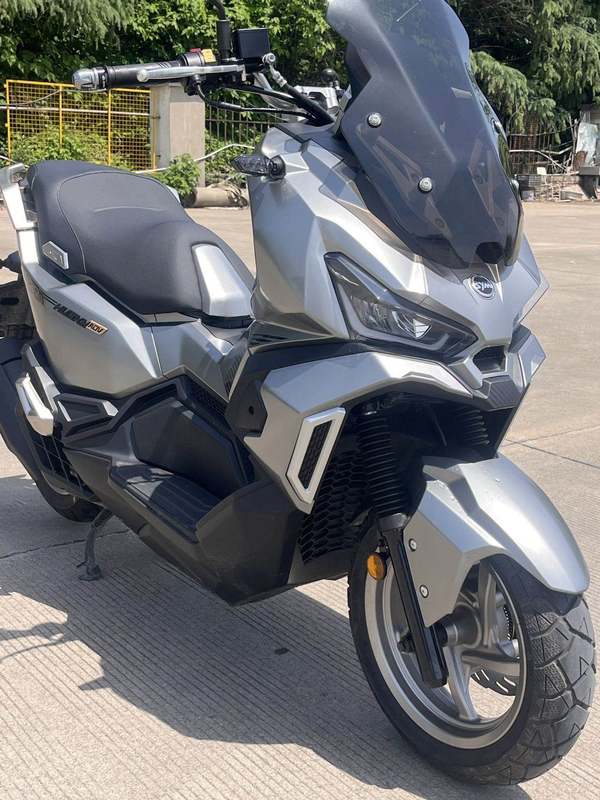 二手三阳哈士奇 Husky ADV150