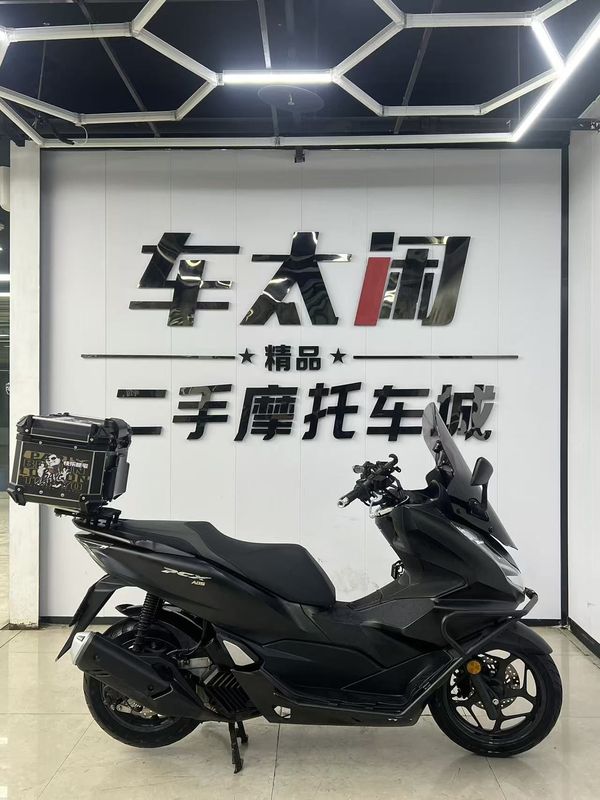 二手五羊本田PCX