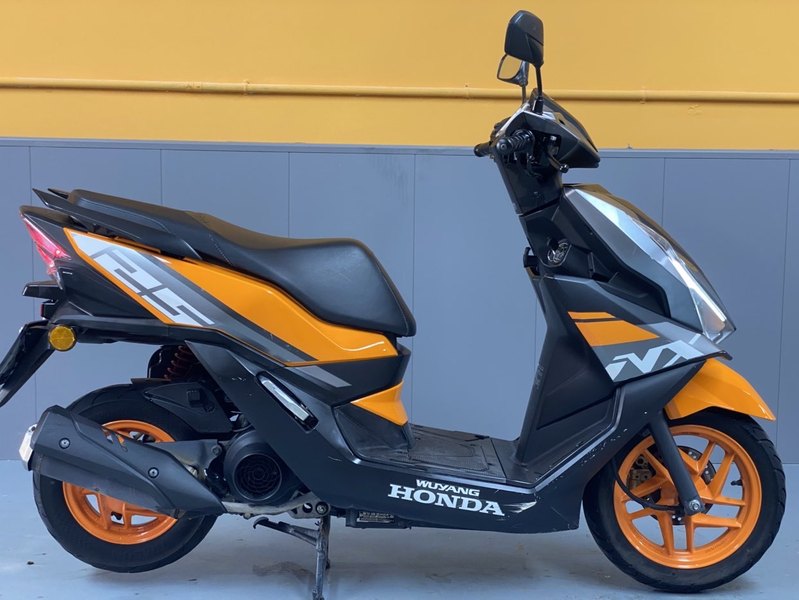 二手五羊本田NX125