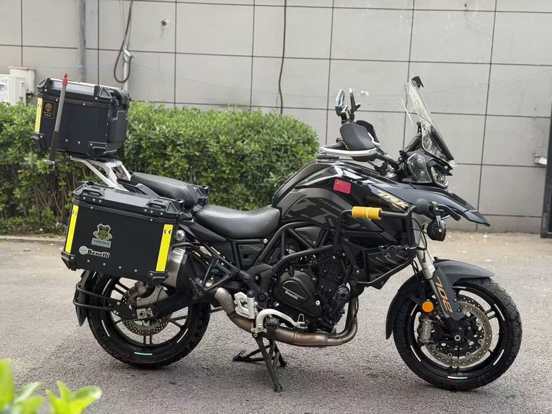 二手贝纳利TRK702