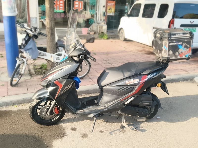 二手五羊本田NWX125