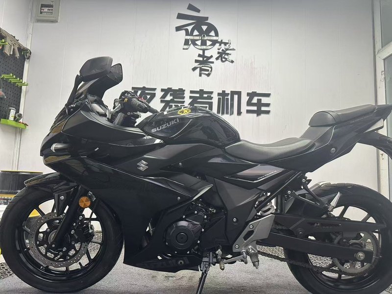 二手豪爵铃木GSX250R