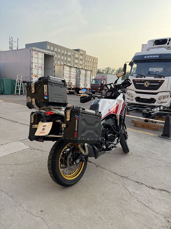 二手摩托莫里尼X-Cape 650