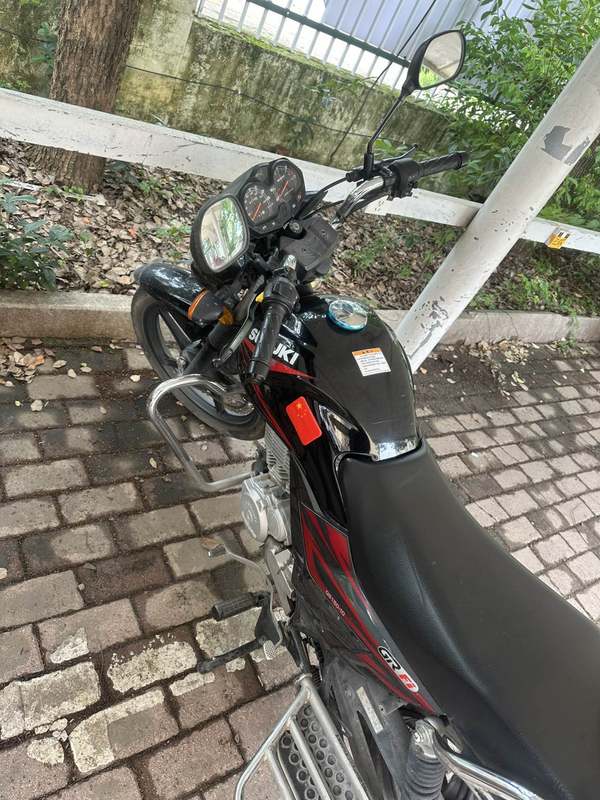 二手济南铃木QS150悍骏