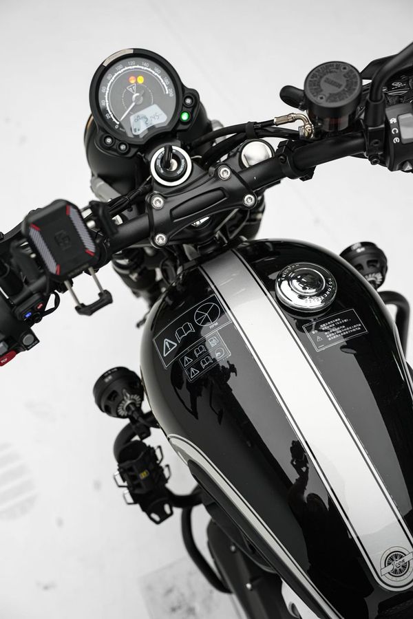 二手凯旋Scrambler 900