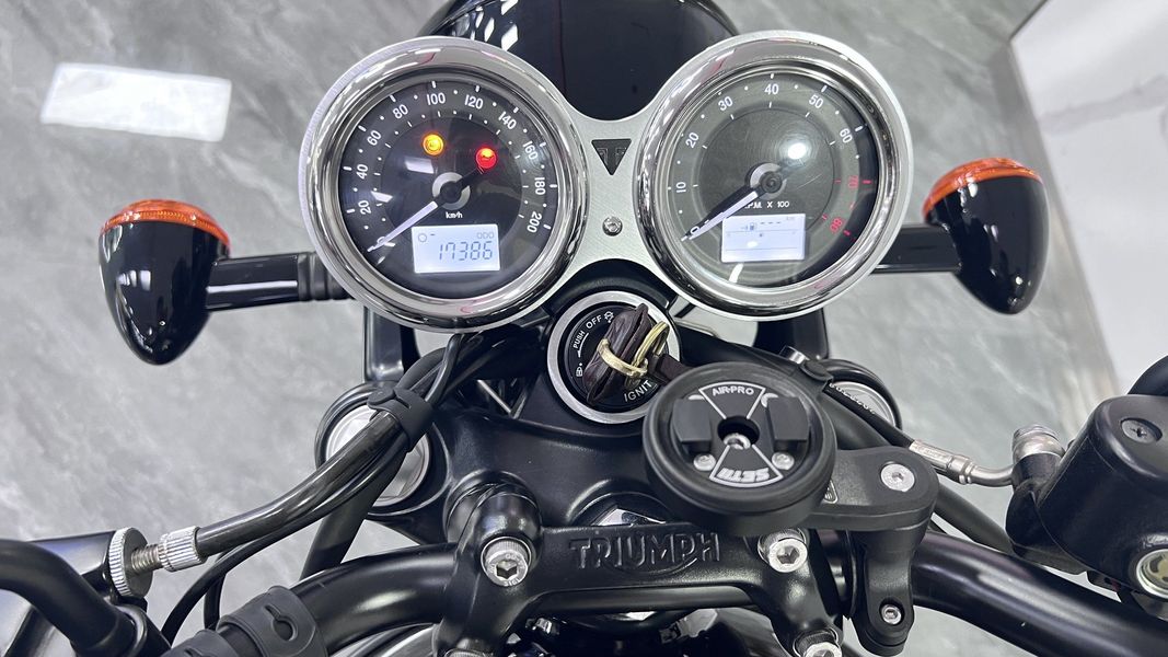 二手凯旋Bonneville T120