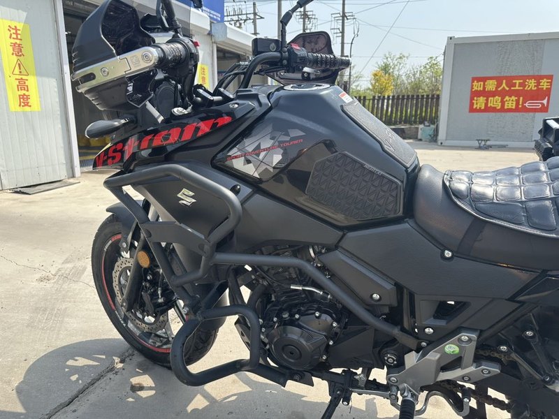 二手豪爵铃木DL250