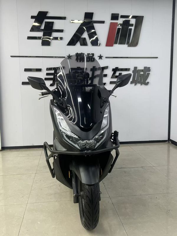 二手五羊本田PCX