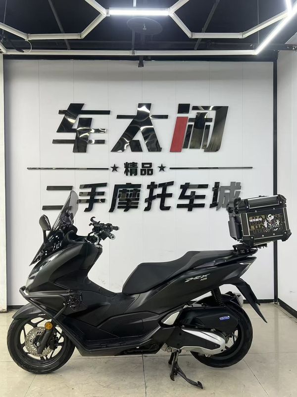 二手五羊本田PCX