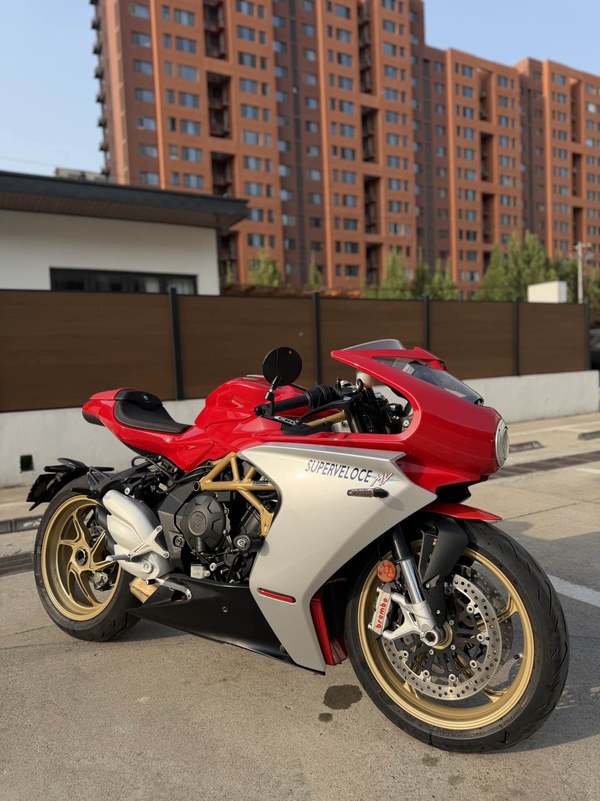 二手奥古斯塔Superveloce 800