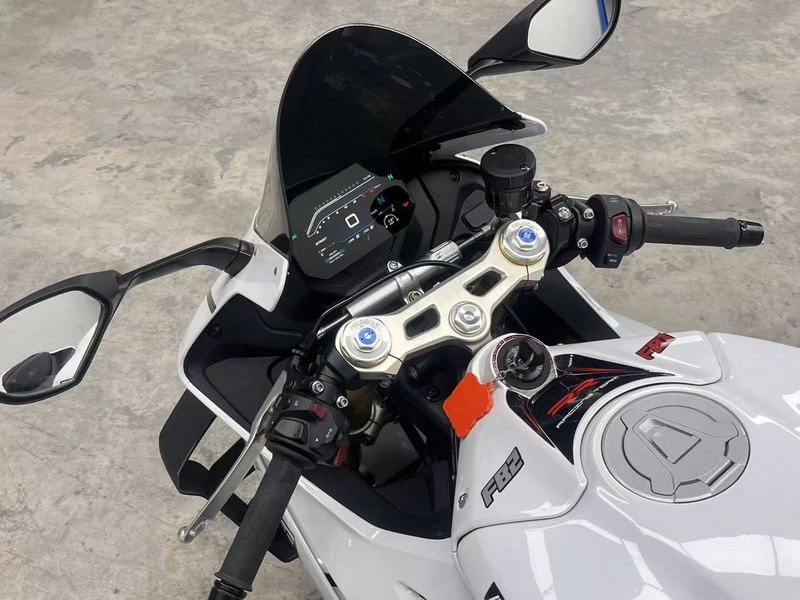 二手张雪机车500RR