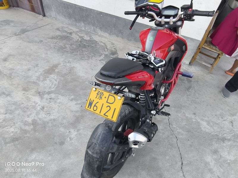 二手贝纳利小迅龙 BN150S