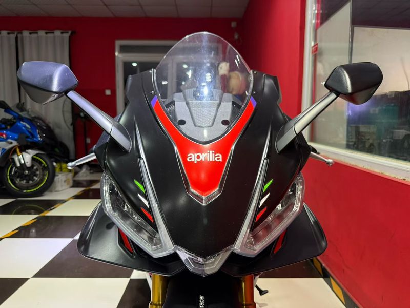 二手阿普利亚RSV4