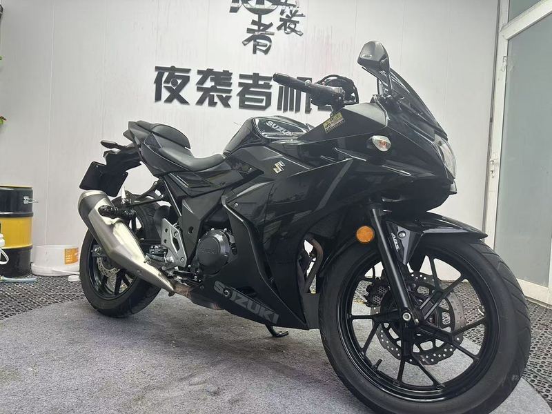 二手豪爵铃木GSX250R