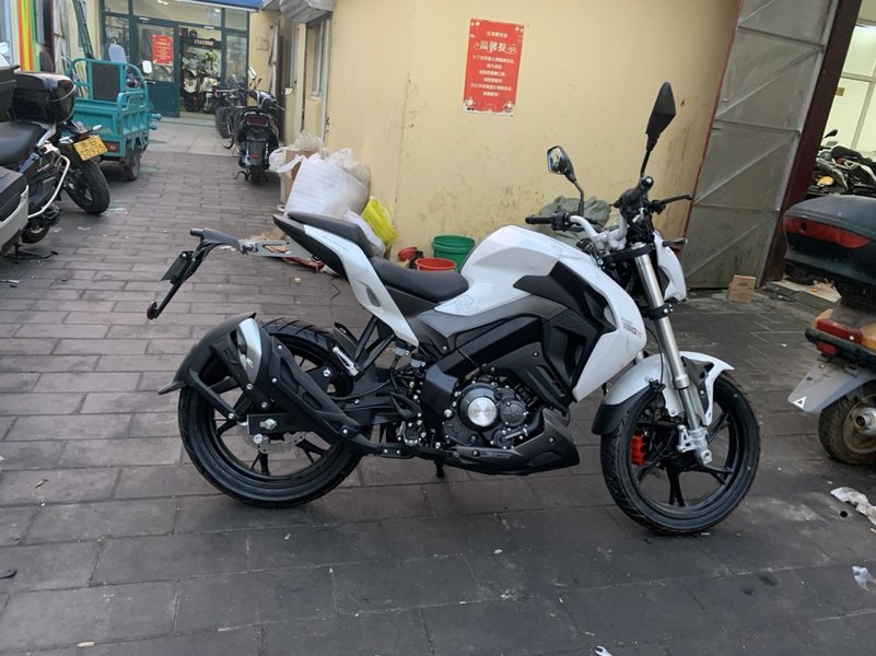 二手贝纳利小迅龙 BN150S