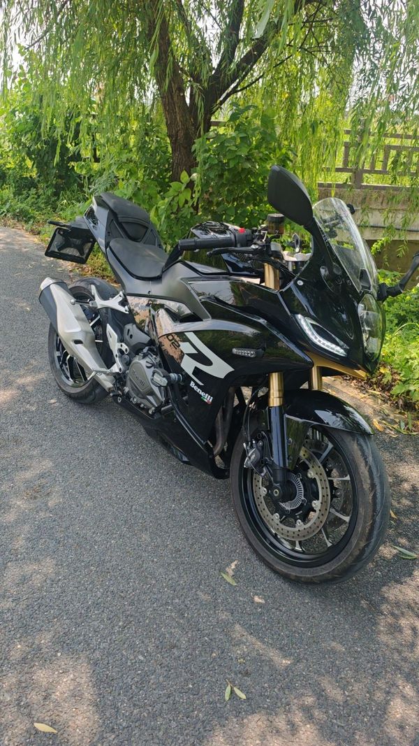 二手贝纳利龙卷风 Tornado 402R