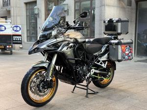 二手贝纳利金鹏 TRK502