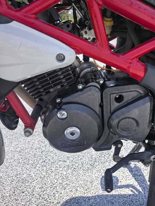 二手贝纳利红宝龙 TNT150i