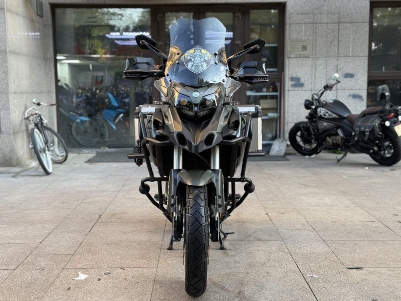 二手贝纳利金鹏 TRK502