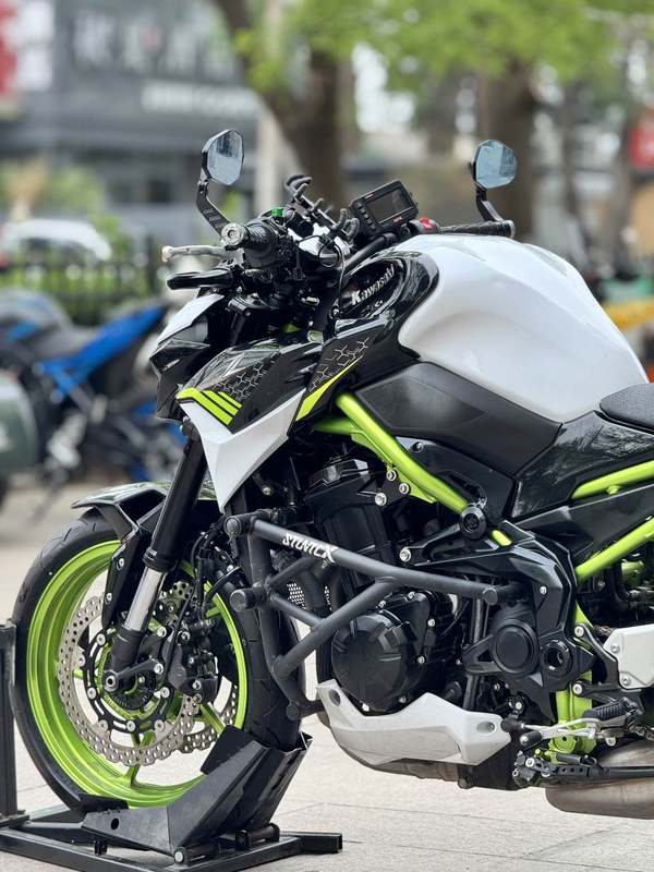 二手川崎Z900