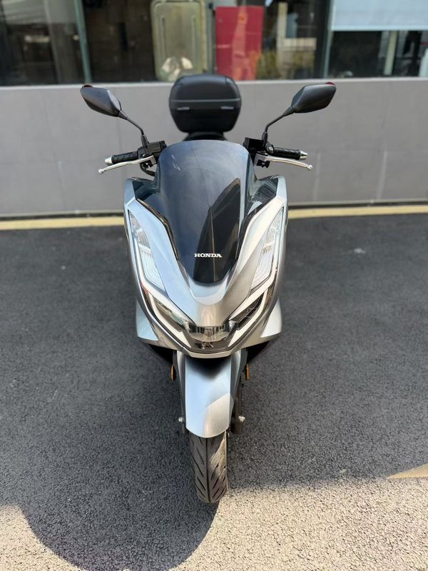 二手五羊本田PCX