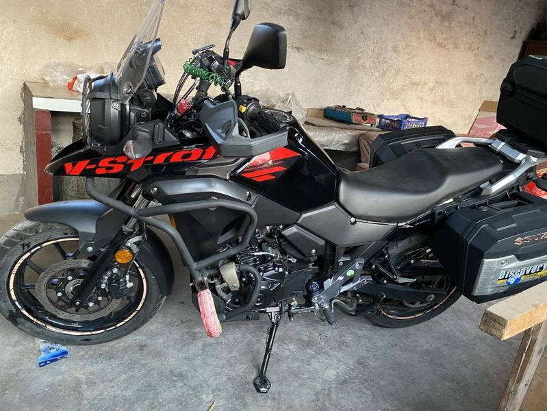 二手豪爵铃木DL250