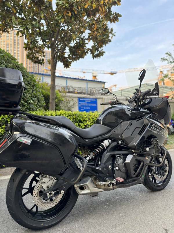 二手贝纳利600GC