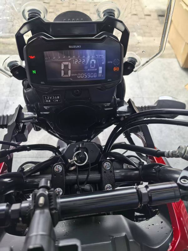 二手豪爵铃木DL250