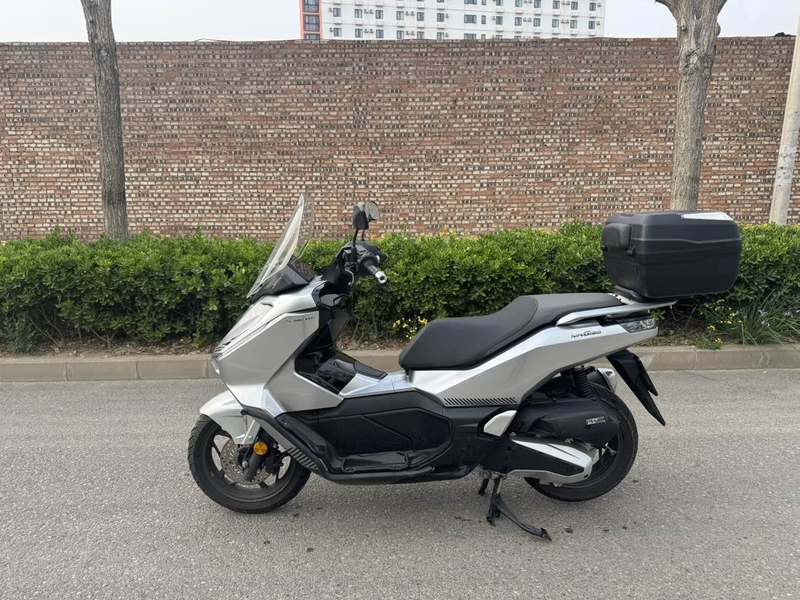 二手五羊本田NWT150