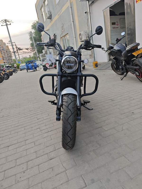 二手QJMOTOR闪300